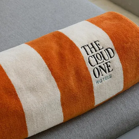 ホテル The Cloud One 4*